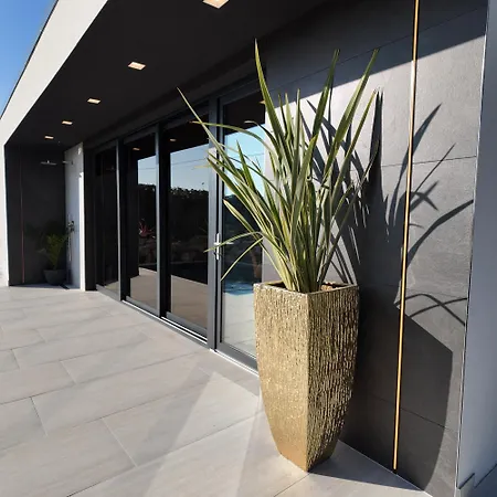 Appartement The K Noir Private Pool Luxury Cive